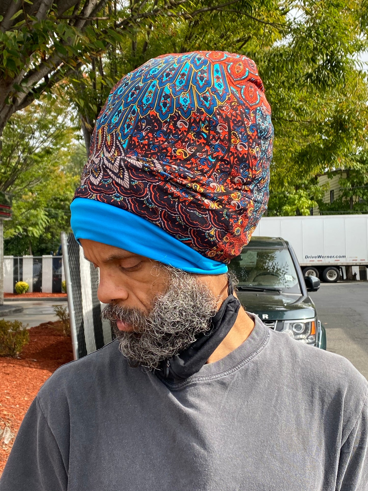 Yes I Multicolor Stretch Hat