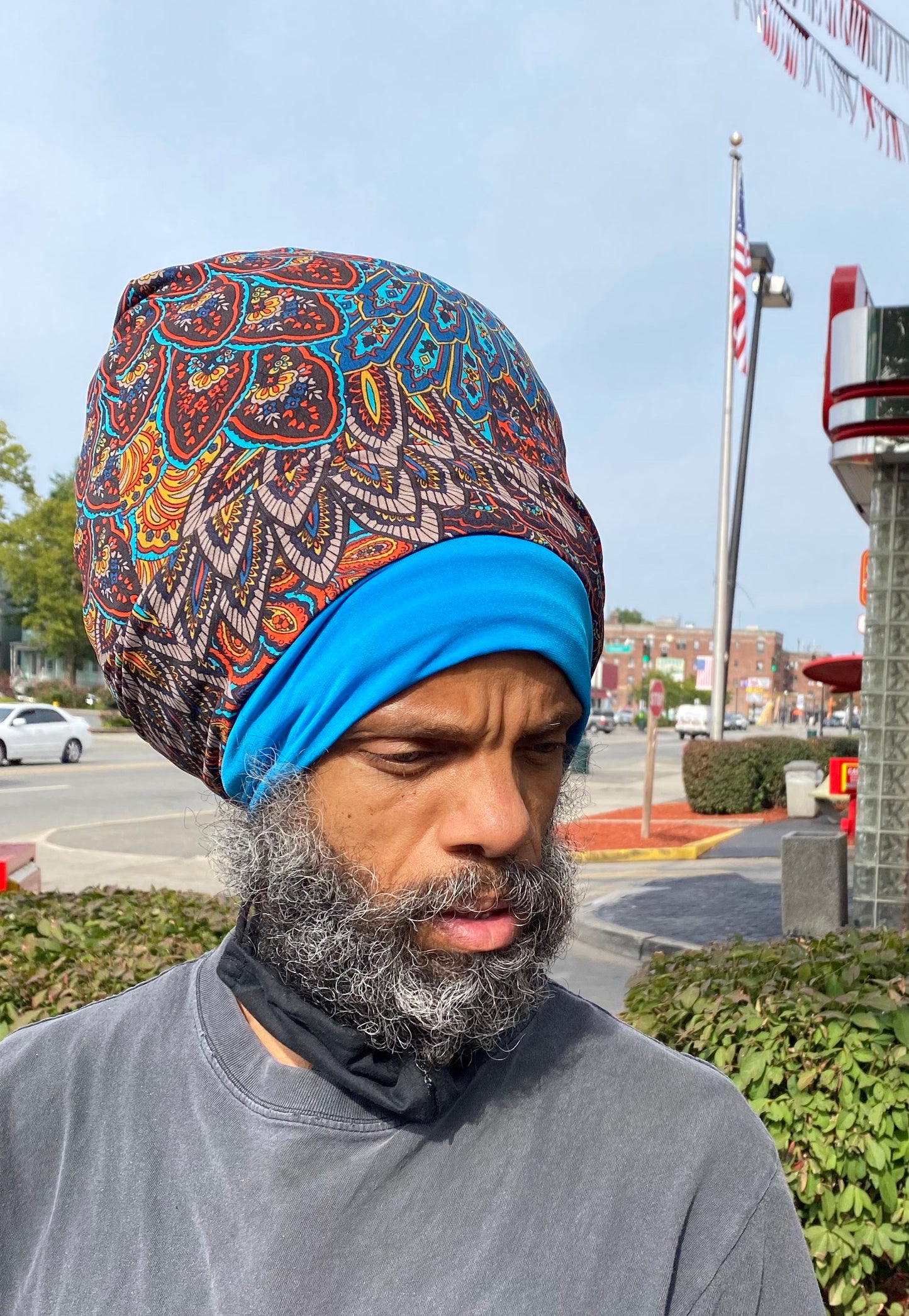 Yes I Multicolor Stretch Hat