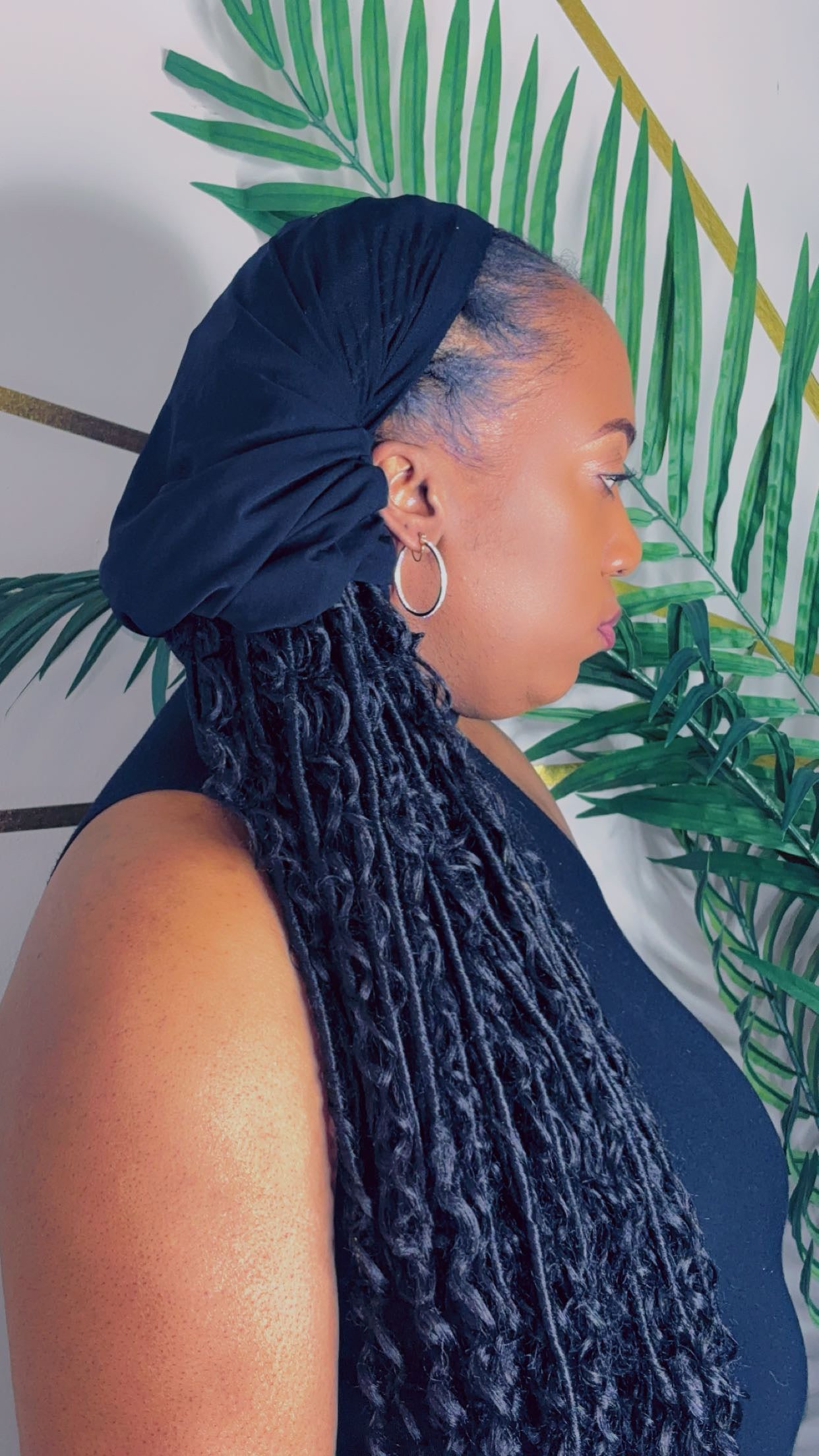 Black Loc Sleeve- Lightweight-Fashionable Design