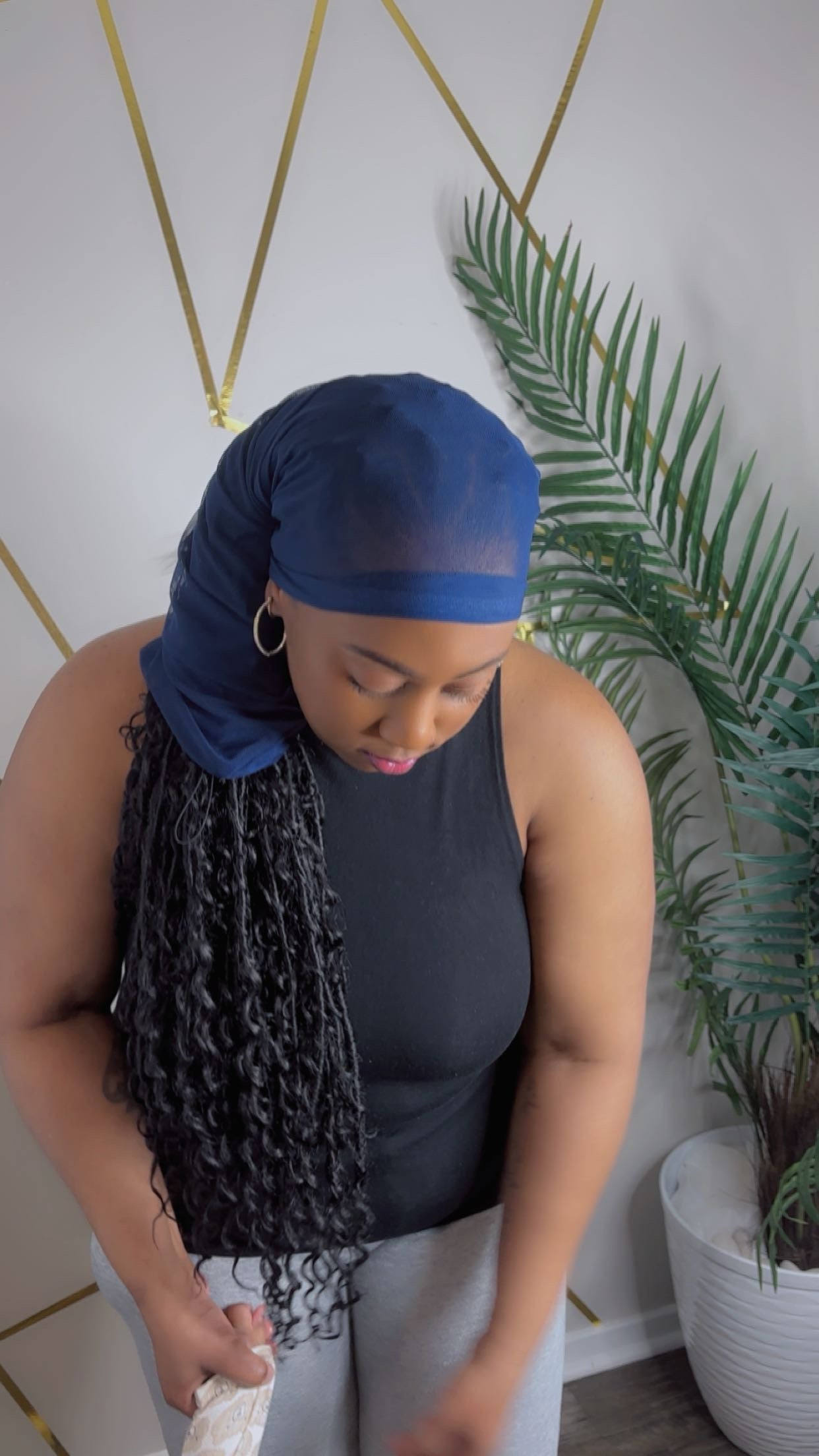 Navy Loc Sleeve- Lightweight-Fashionable Design