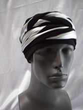 Load image into Gallery viewer, The King Black n Silver EZ PZ Turban
