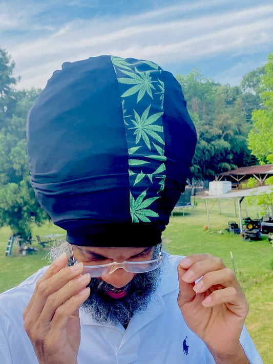Black Cannabis Stretch Hat